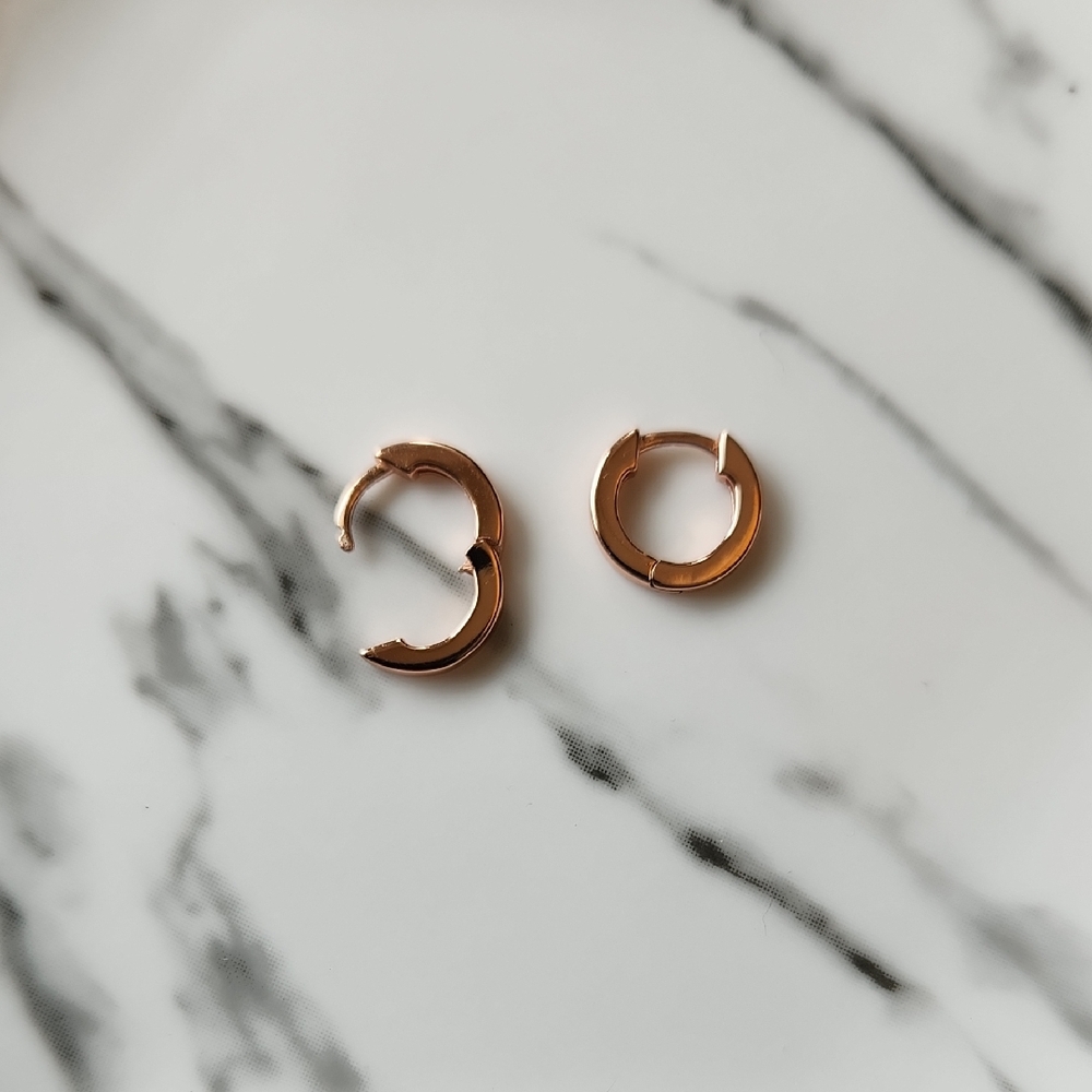 Rose Gold Huggie Hoop Earrings